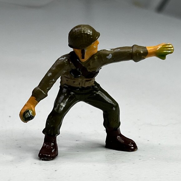 Vintage American WWII Pacific Plastic Soldier Figure Collectible Toy (Marx?) - Picture 4 of 8